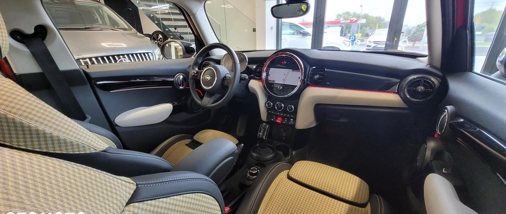 MINI Cooper cena 118900 przebieg: 14500, rok produkcji 2023 z Sulejów małe 92
